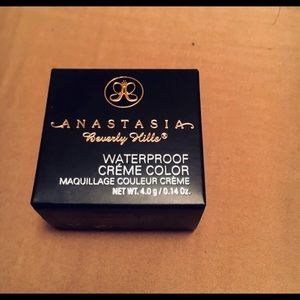 Anastasia Beverly Hills waterproof créme color